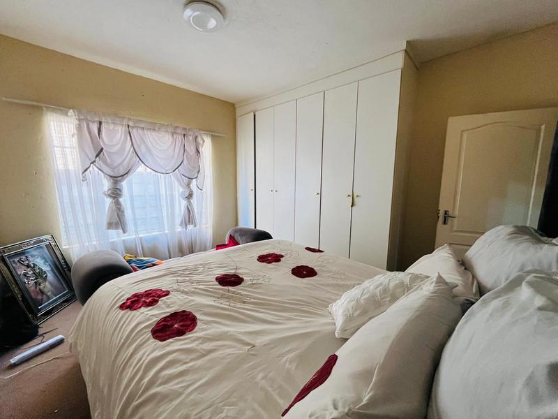 2 Bedroom Property for Sale in Rustenburg North West